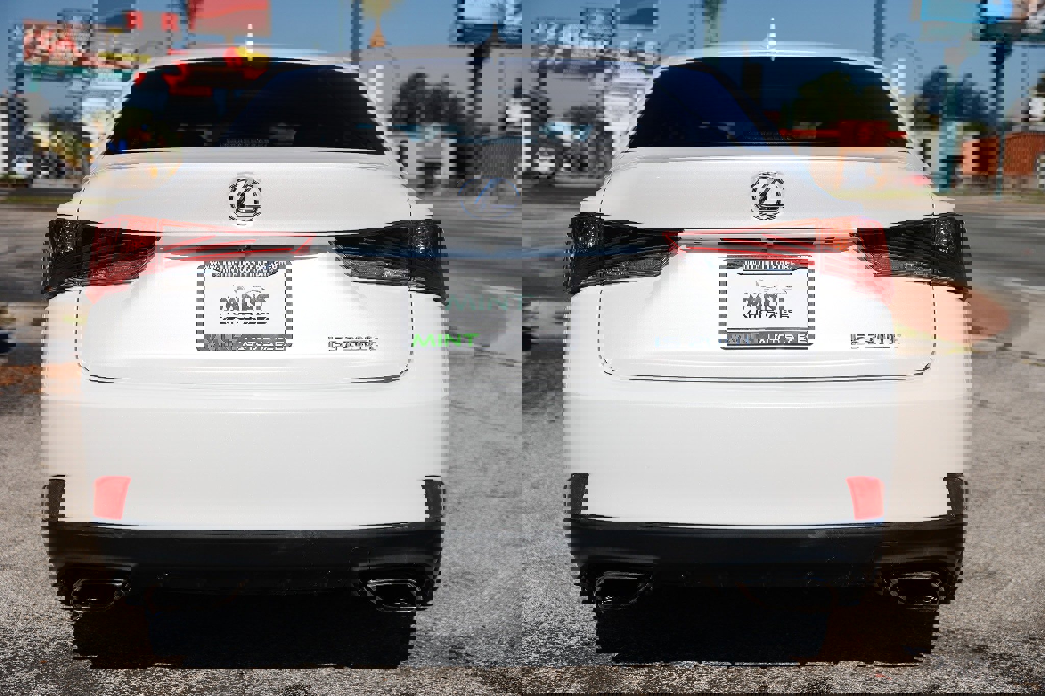 Used 2017 Lexus IS 200t image 12