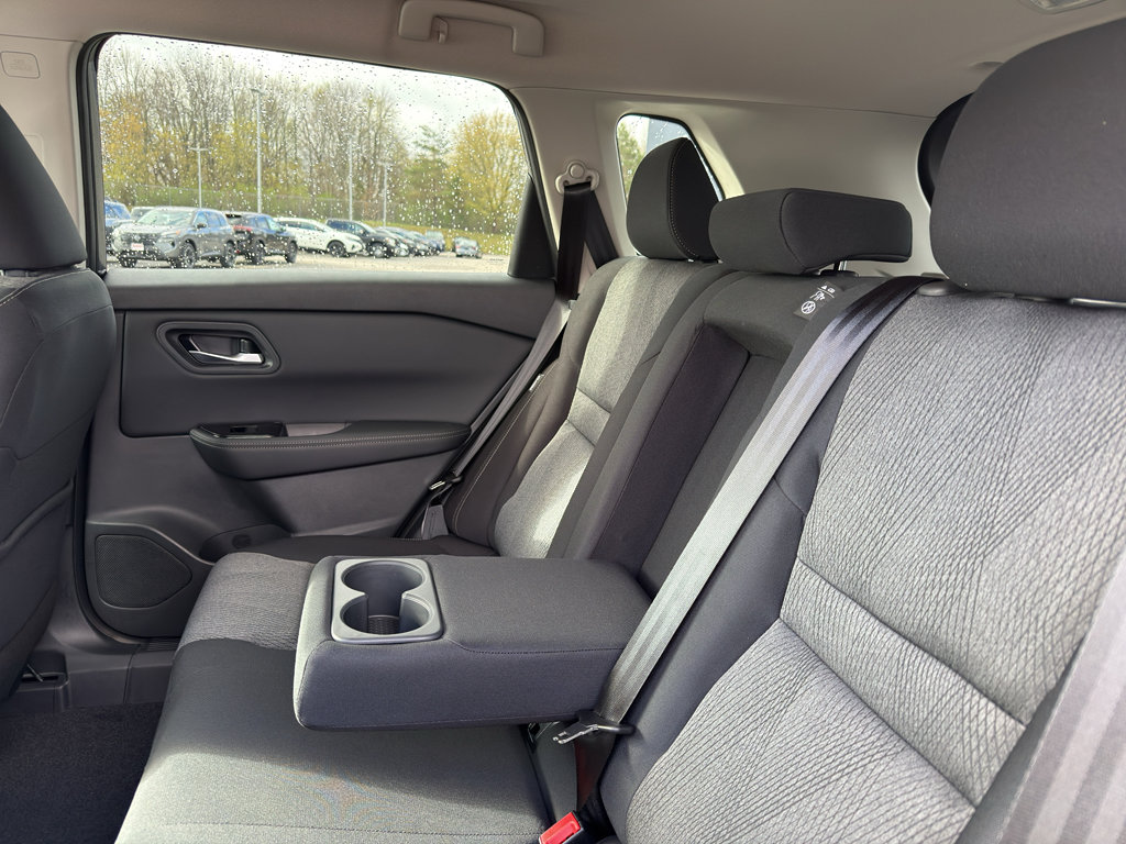 New 2026 Nissan Rogue SV AWD/4WD image 33