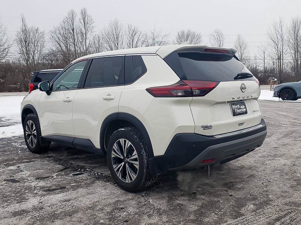 Used 2023 Nissan Rogue SV AWD/4WD image 7