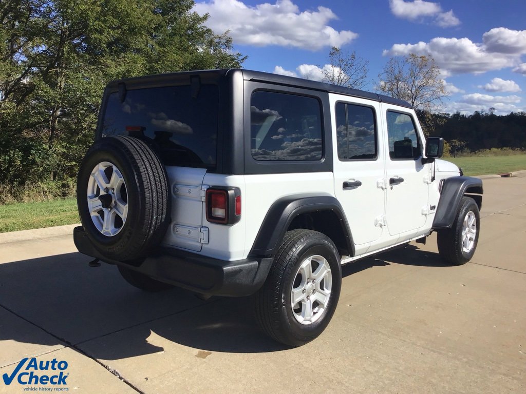 Used 2023 Jeep Wrangler Sport S image 3