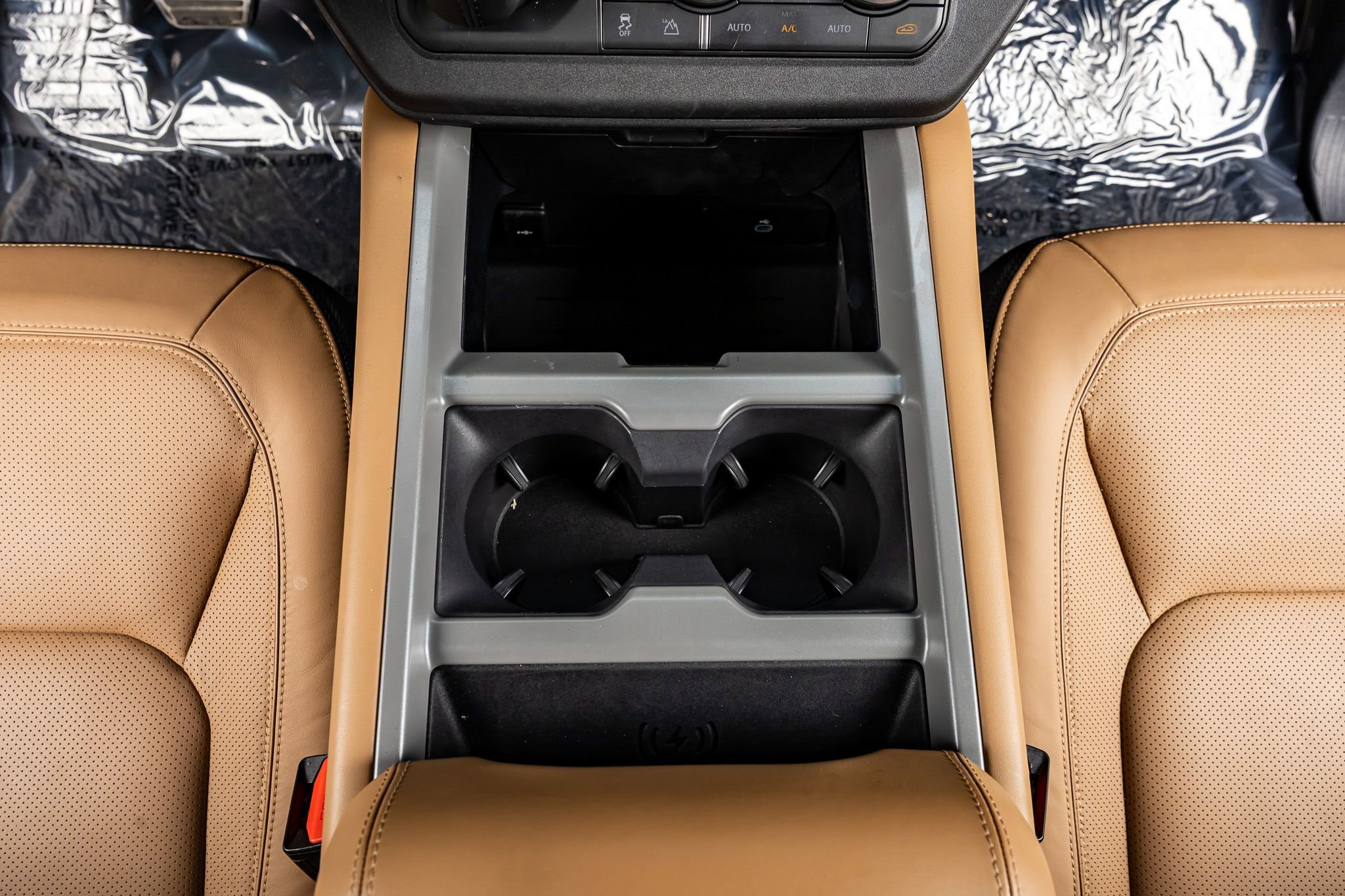 Used 2025 Land Rover Defender 130 X image 26