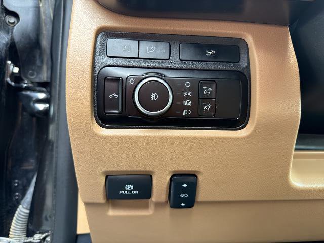 Certified 2024 Ford F250 Lariat w/ Lariat Ultimate Package image 18