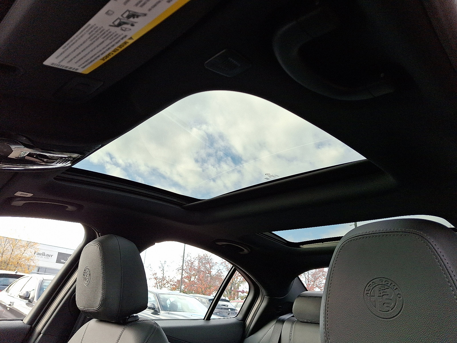 New 2025 Alfa Romeo Giulia AWD w/ Driving Assist Package image 10