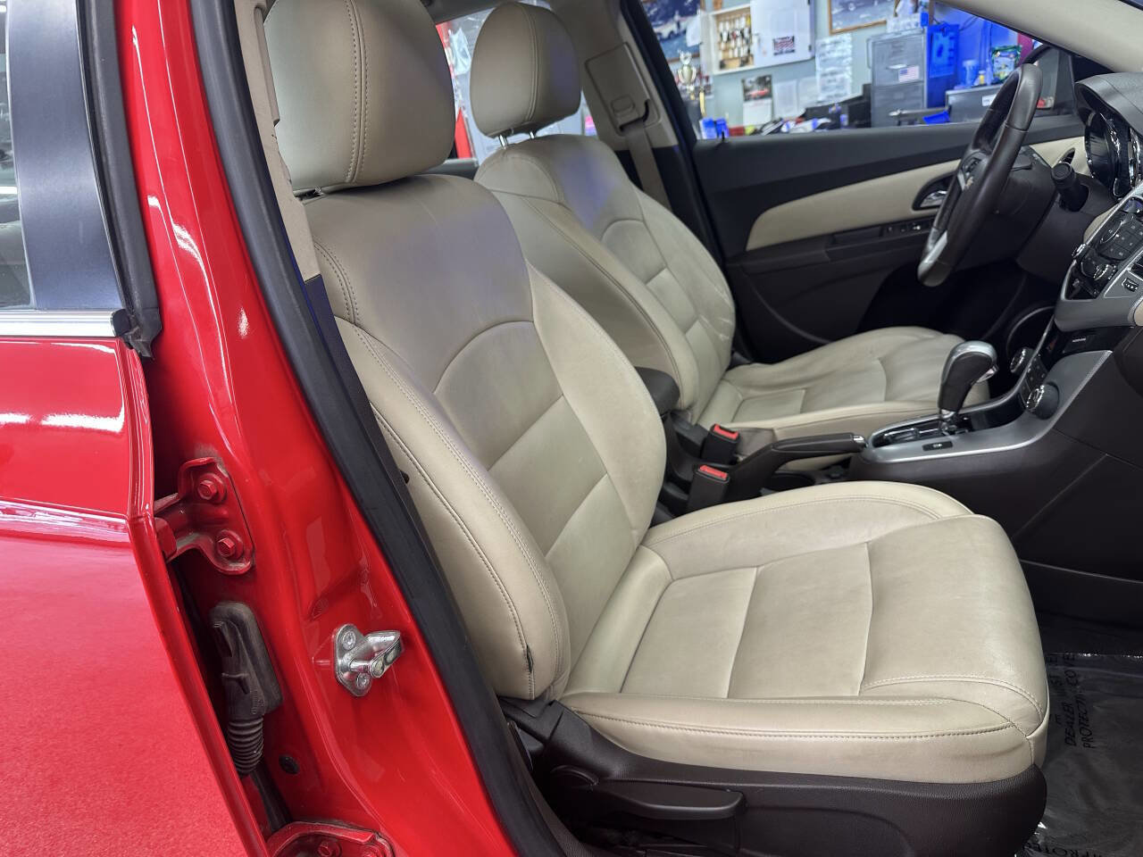 Used 2015 Chevrolet Cruze LTZ w/ Sun, Sound and Sport Package image 38