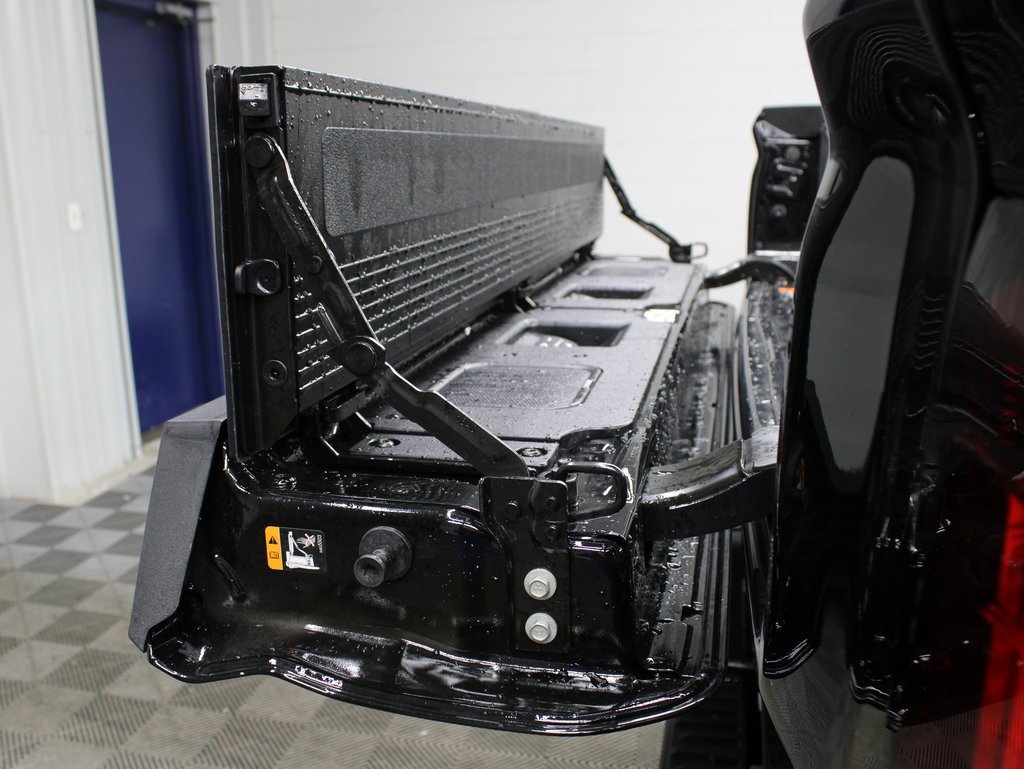 Used 2025 GMC Sierra 1500 Denali Ultimate image 41