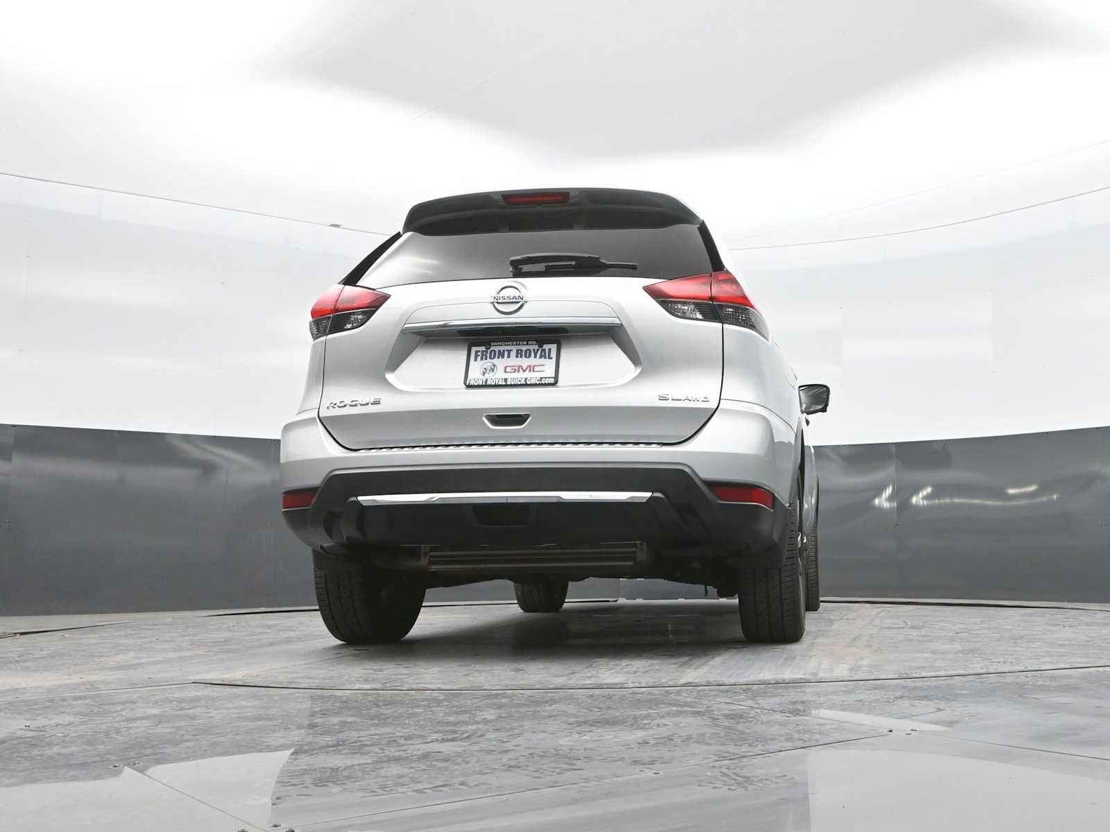 Used 2018 Nissan Rogue SL w/ Premium Package image 41