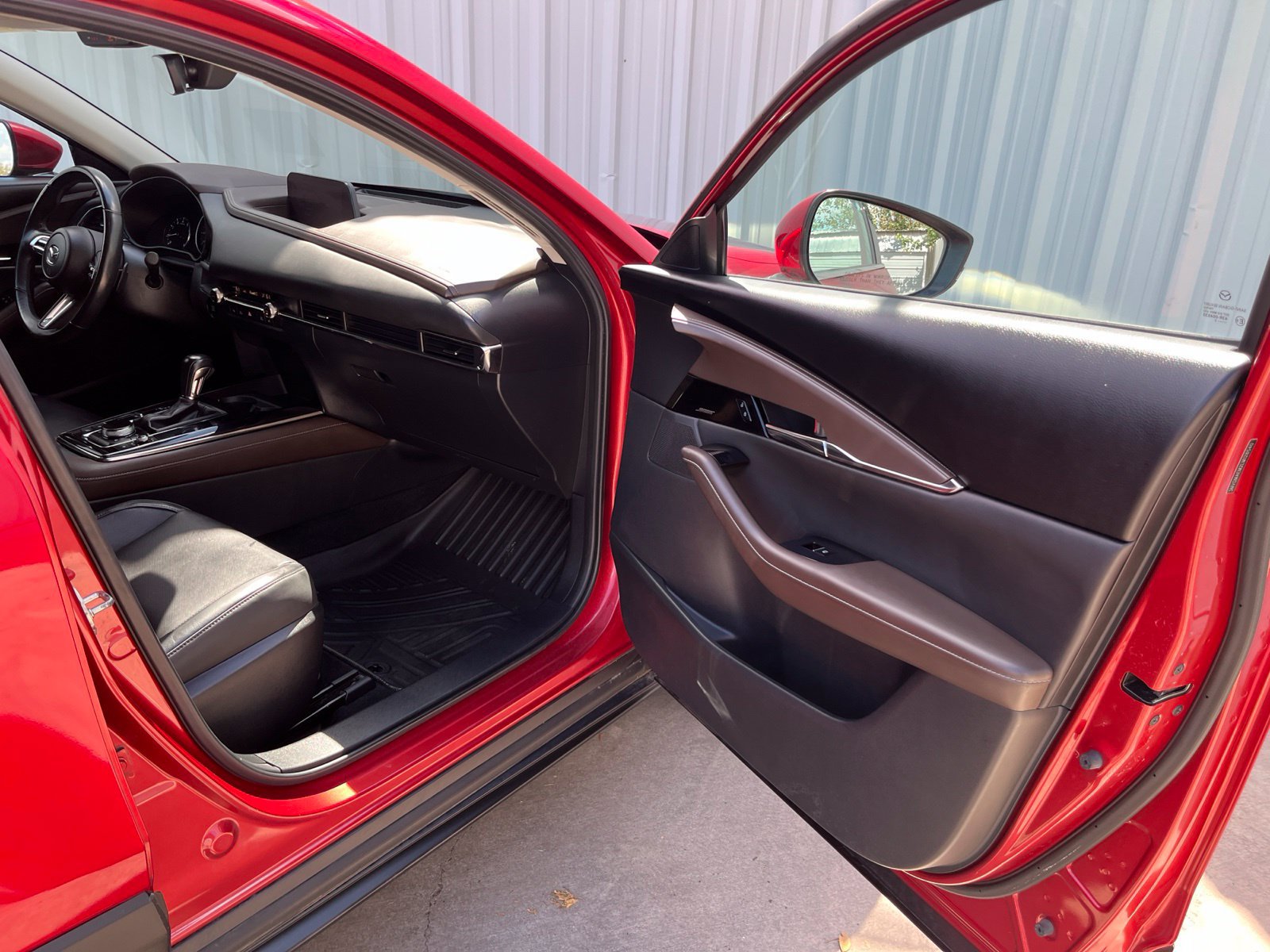 Used 2020 MAZDA CX-30 FWD w/ Premium Package image 16