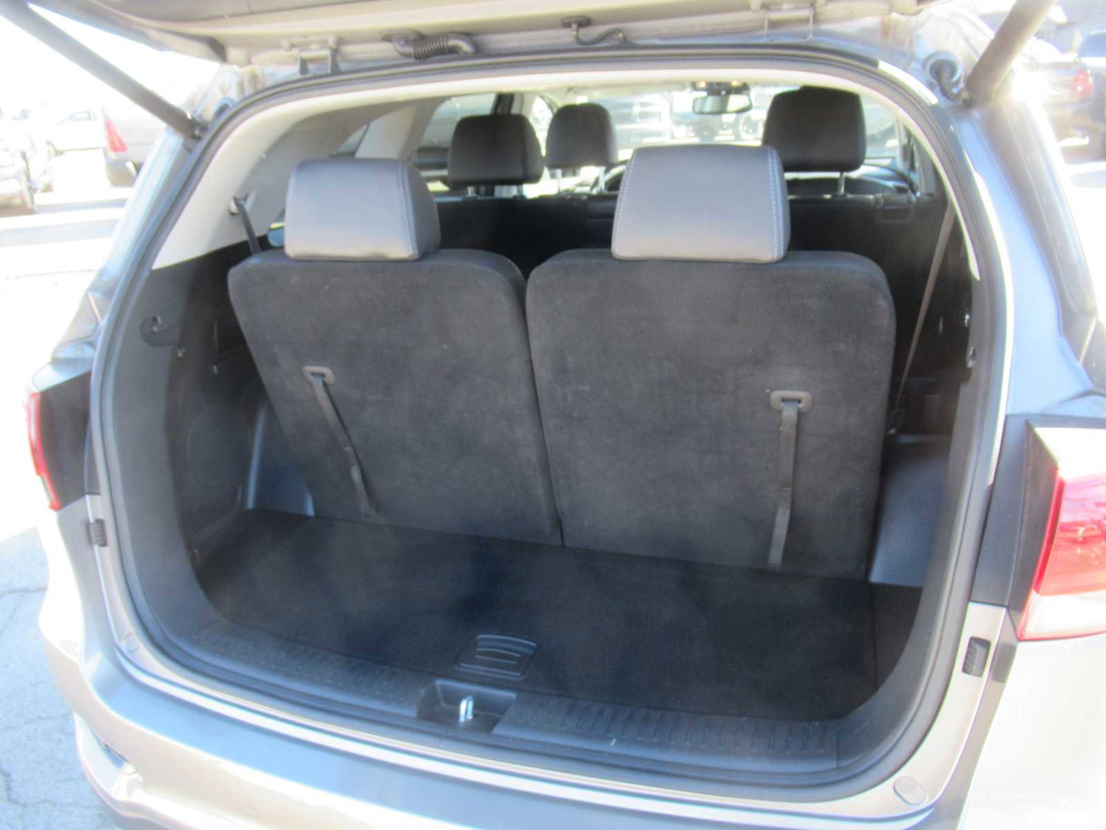 Used 2019 Kia Sorento EX image 5