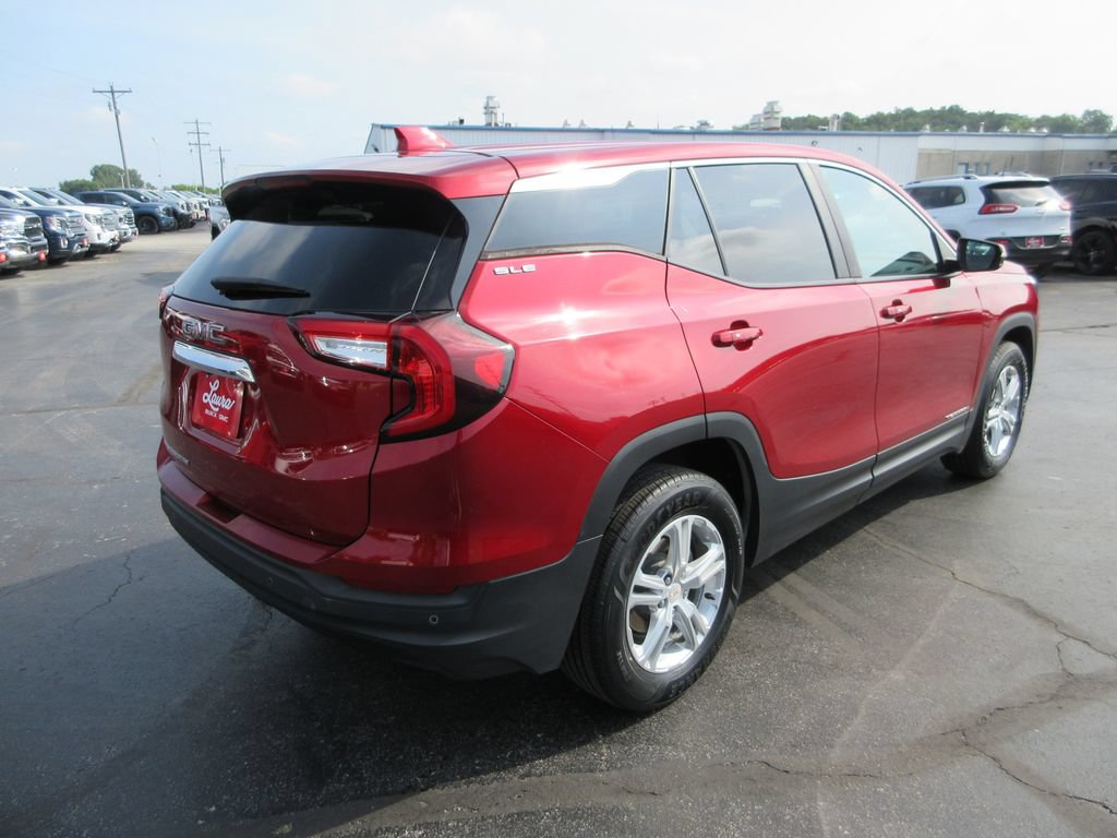 Certified 2022 GMC Terrain SLE FWD image 6