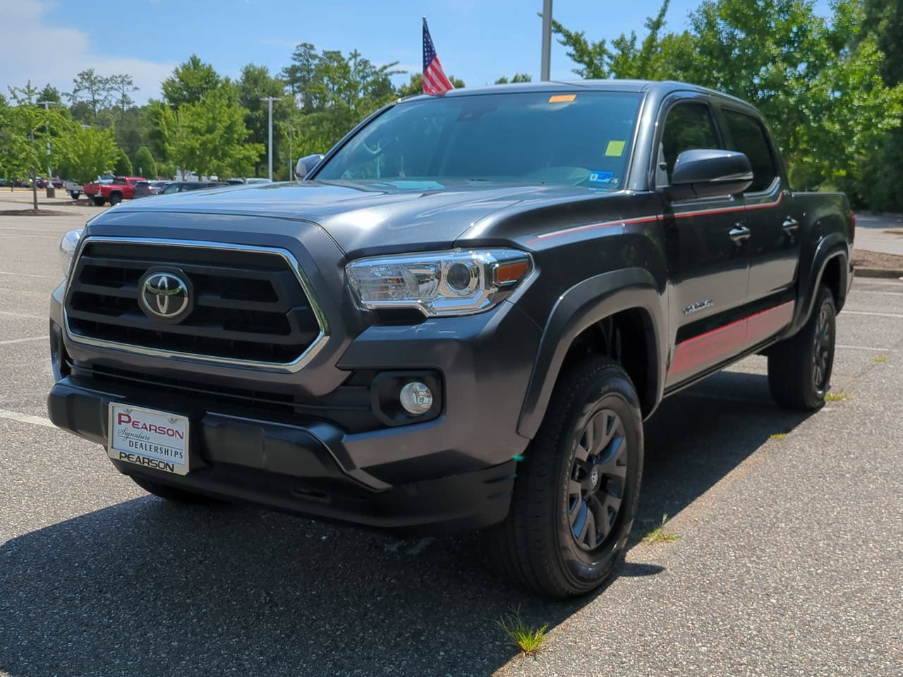 Used 2023 Toyota Tacoma SR5 w/ Technology Package AWD/4WD image 8