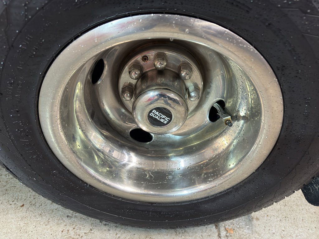 Used 1997 Ford F350 XLT image 29