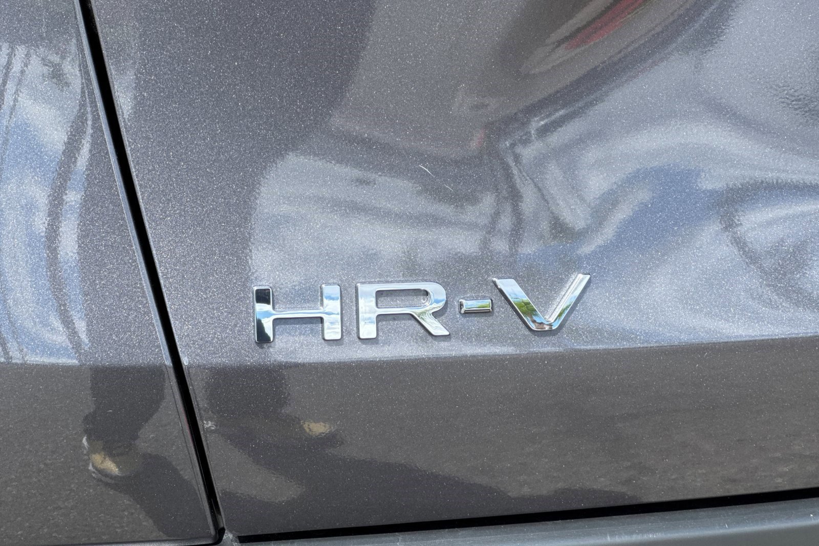 Certified 2025 Honda HR-V LX image 32