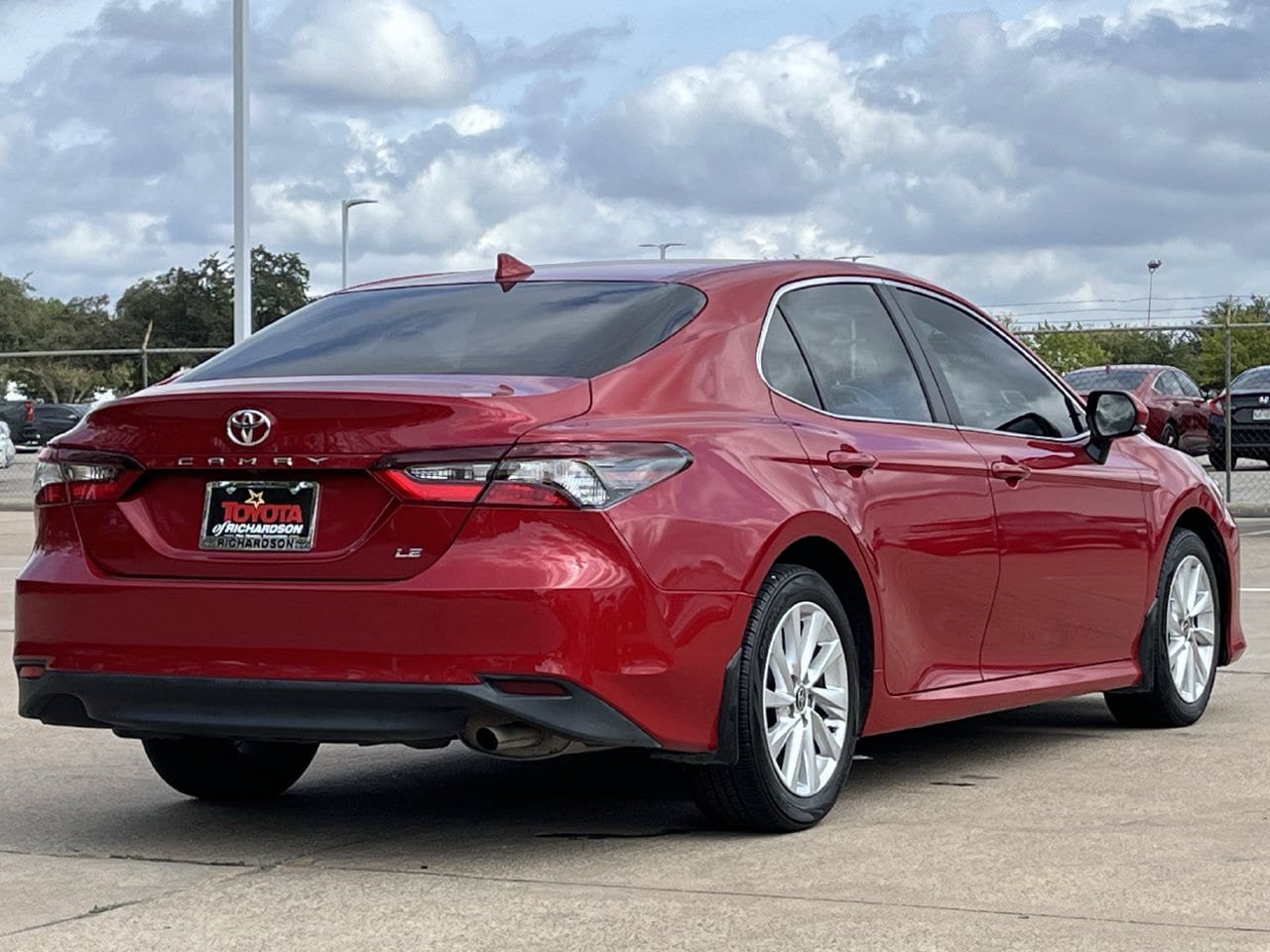 Used 2024 Toyota Camry LE w/ Convenience Package FWD image 4
