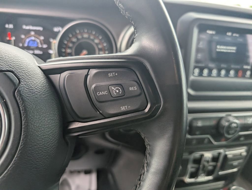 Used 2021 Jeep Wrangler Unlimited Sport AWD/4WD image 17