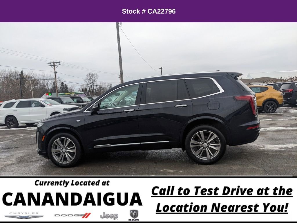 Used 2022 Cadillac XT6 Premium Luxury w/ Technology Package image 4