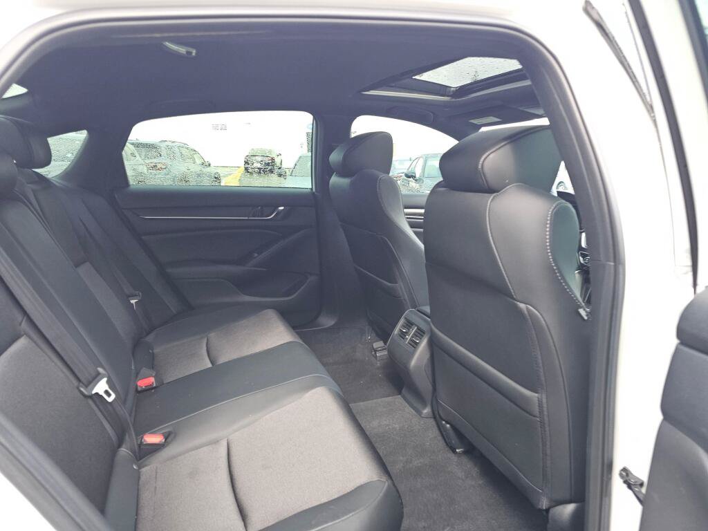 Used 2020 Honda Accord Sport image 13