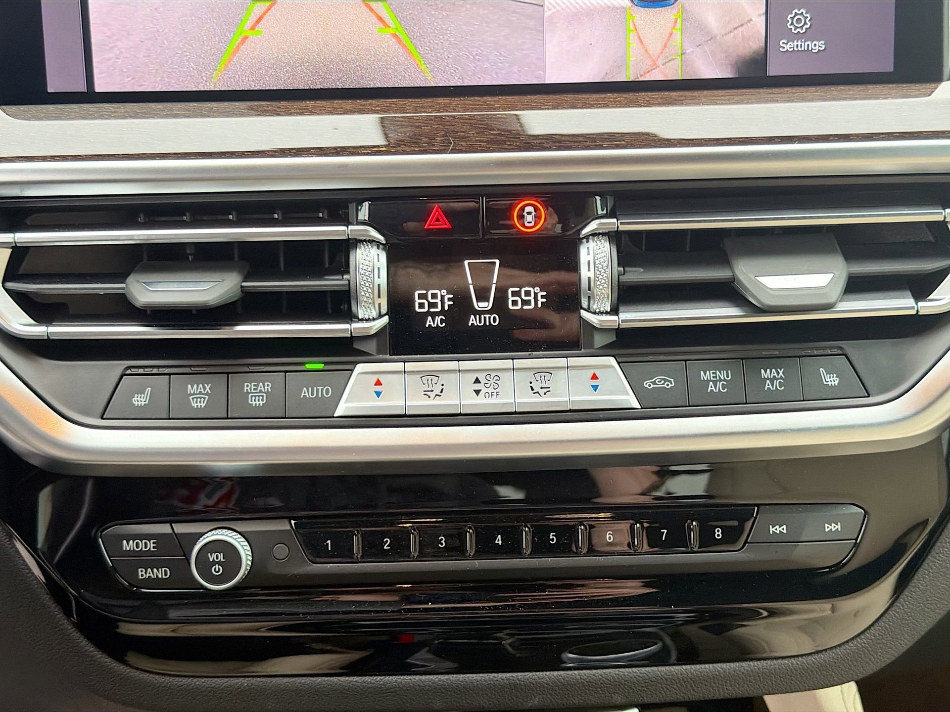 Certified 2025 BMW X4 xDrive30i image 36