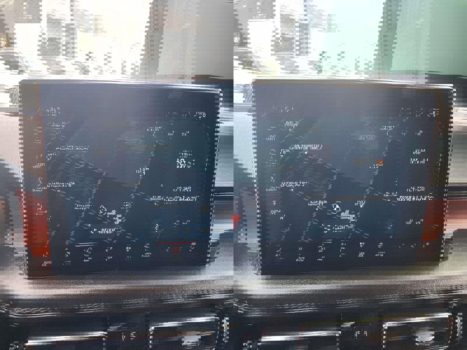 Certified 2022 Lincoln Nautilus Reserve w/ Equipment Group 201A image 23