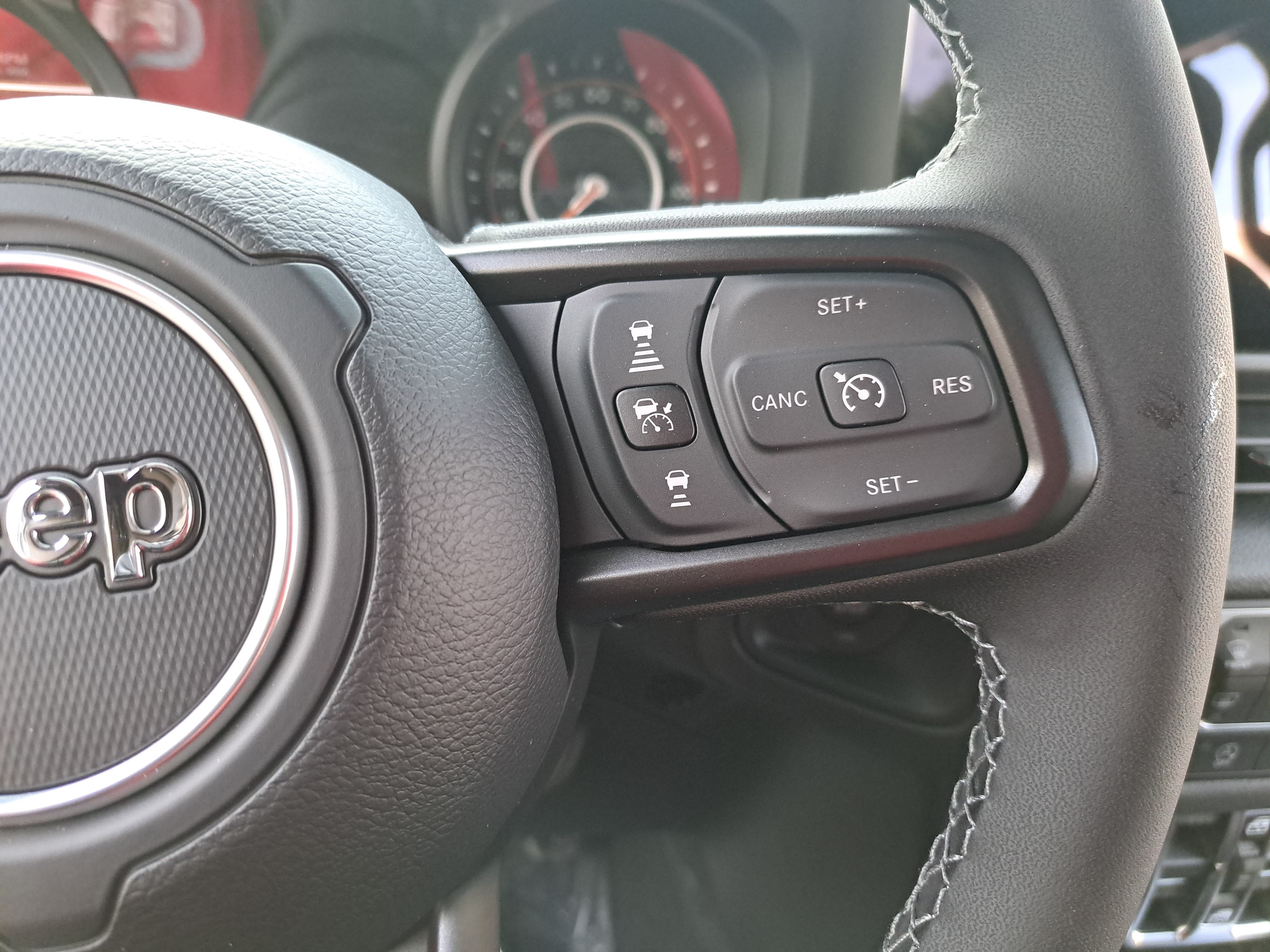 New 2026 Jeep Gladiator Sport AWD/4WD image 17