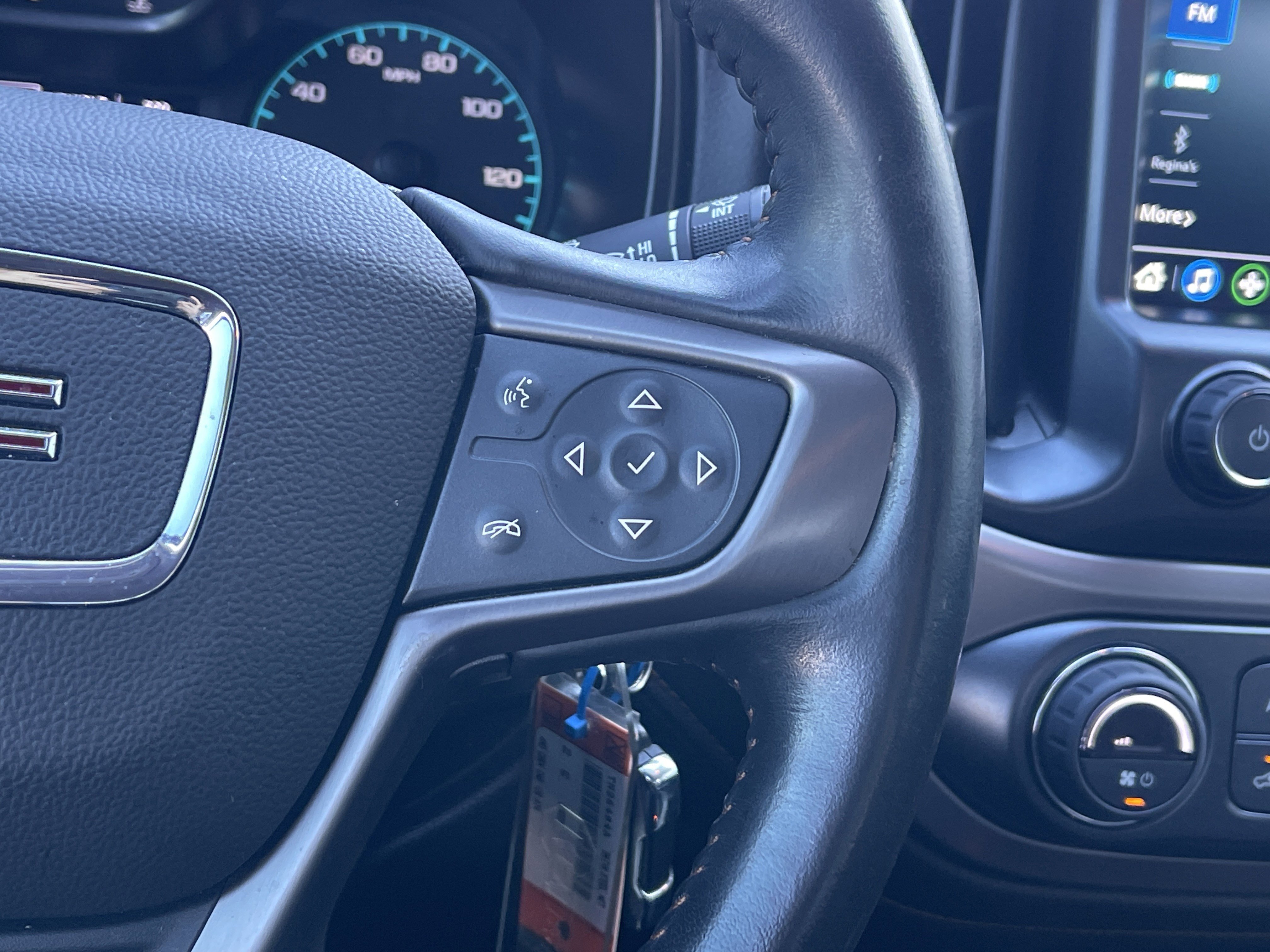 Used 2022 GMC Canyon AT4 image 19