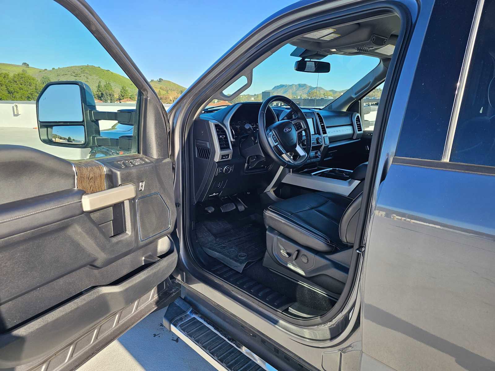 Used 2021 Ford F250 Lariat image 19