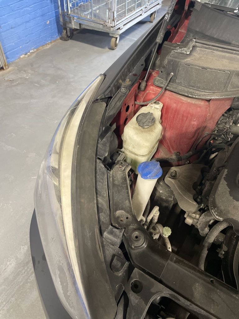 Used 2018 Hyundai Santa Fe Sport image 42