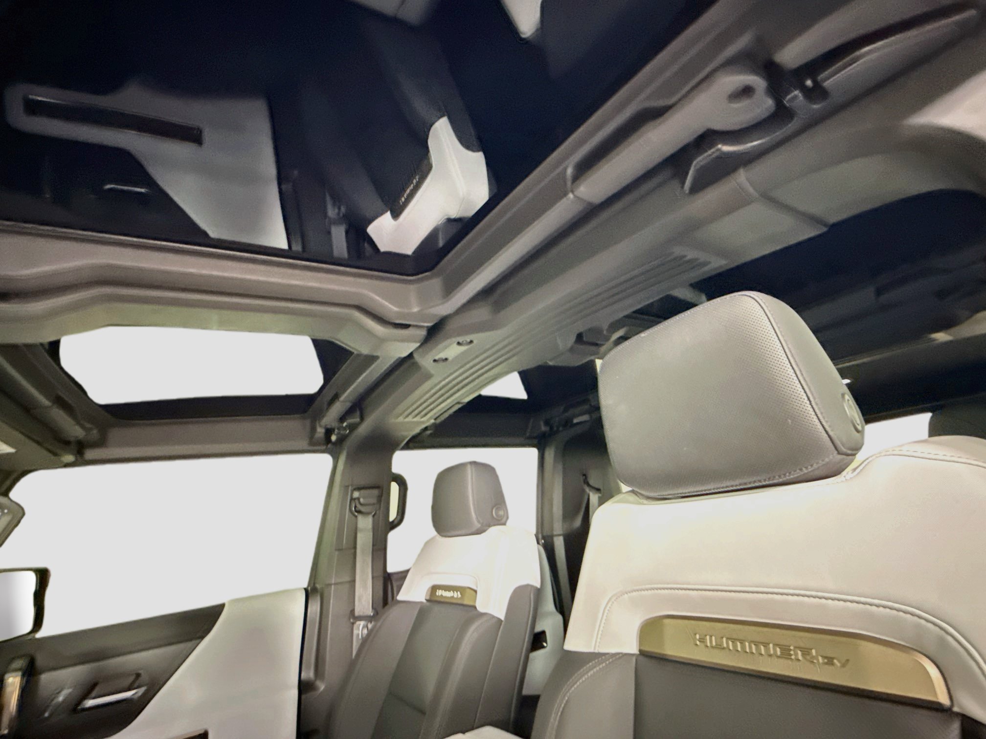 Used 2024 GMC Hummer EV 2X AWD/4WD image 24