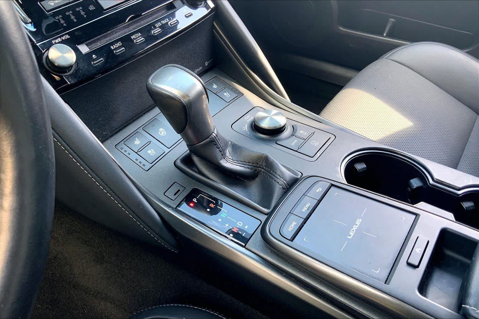 Used 2023 Lexus IS 300 AWD w/ Premium Package image 16