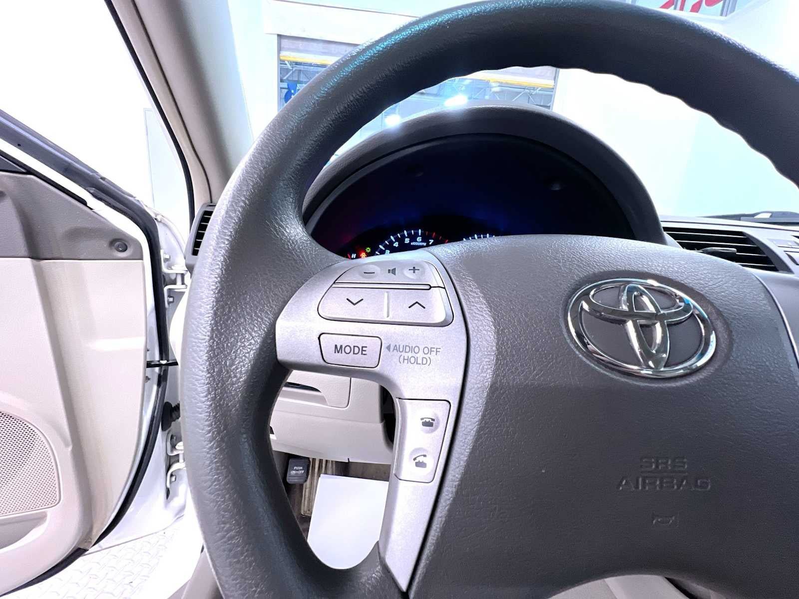 Used 2011 Toyota Camry LE w/ LE Extra-Value Pkg FWD image 20
