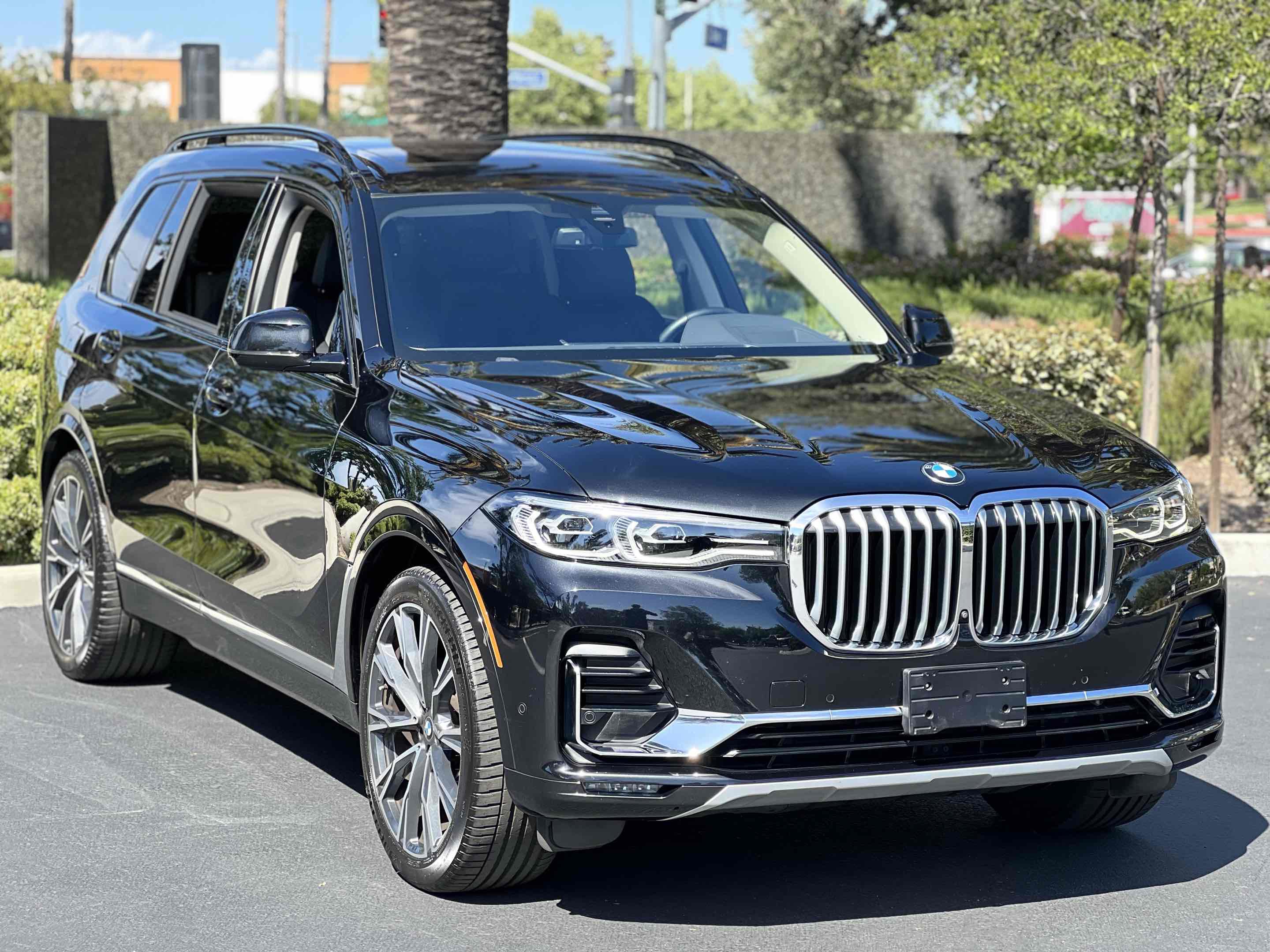 Used 2022 BMW X7 xDrive40i w/ Premium Package AWD/4WD image 22