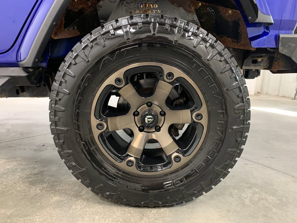 Used 2020 Jeep Wrangler Unlimited Sahara AWD/4WD image 4
