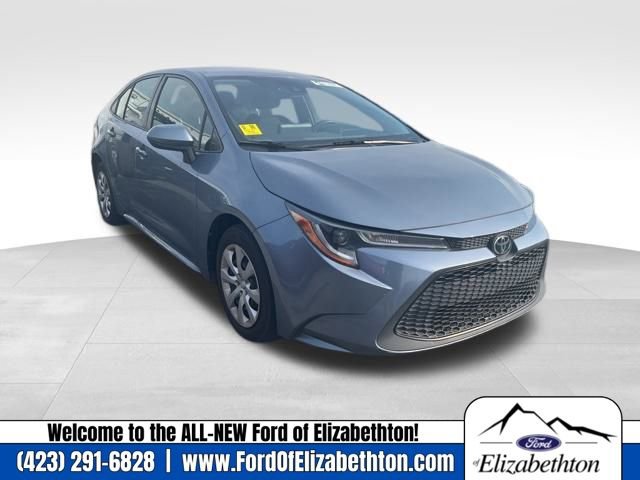 Used 2022 Toyota Corolla LE image 1