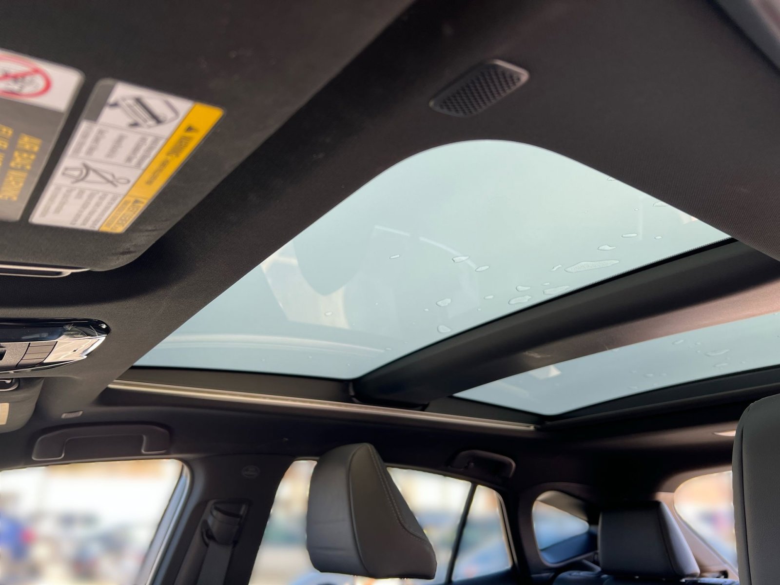 Used 2023 Toyota Venza Nightshade image 22