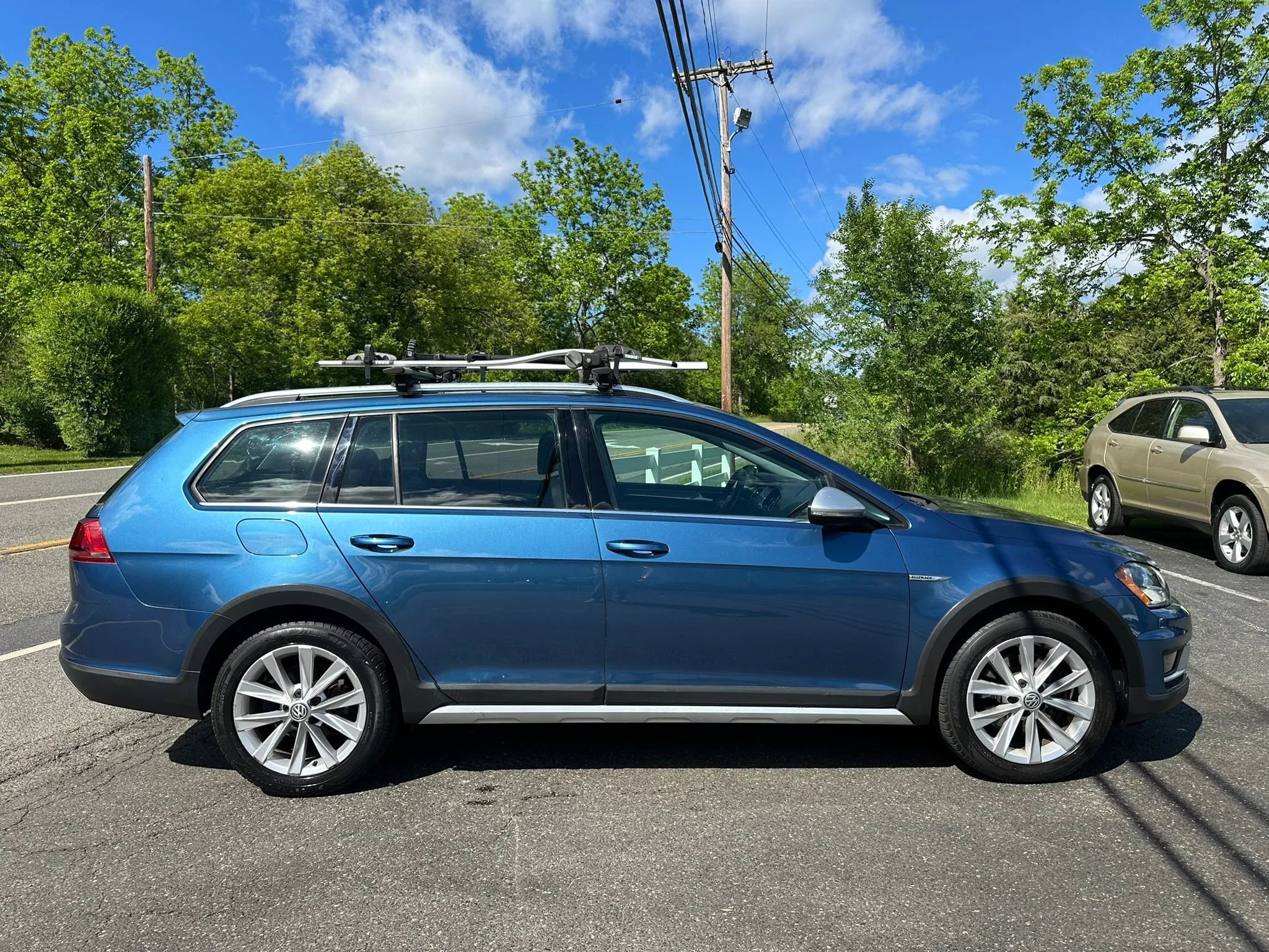 Used 2017 Volkswagen Golf Alltrack S AWD/4WD image 8