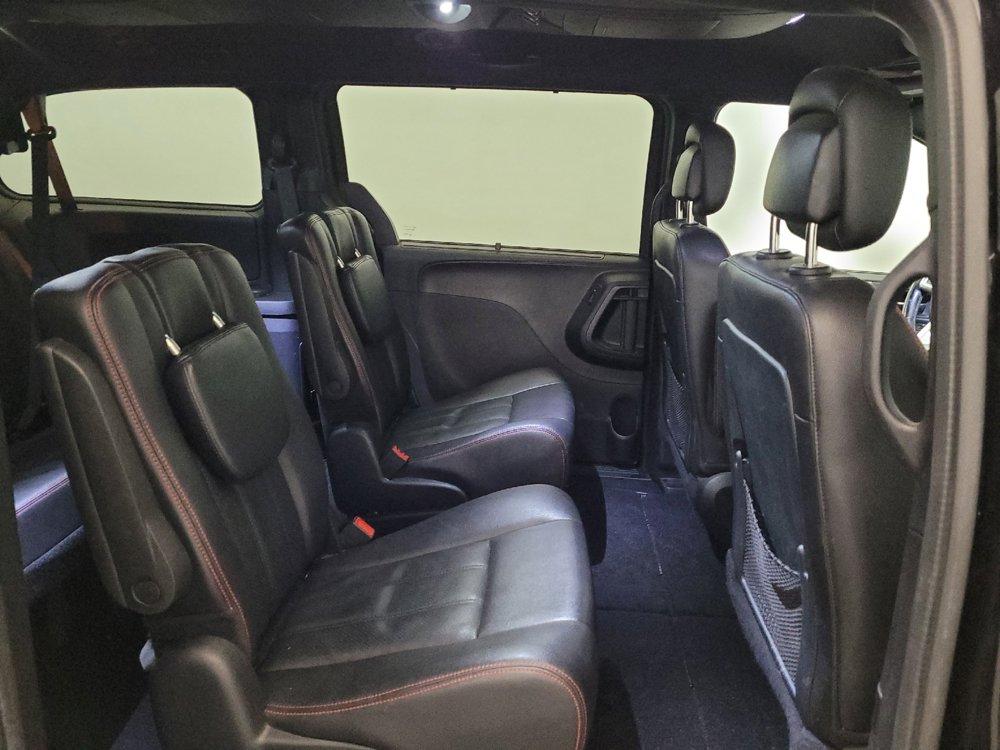 Used 2019 Dodge Grand Caravan GT FWD image 19