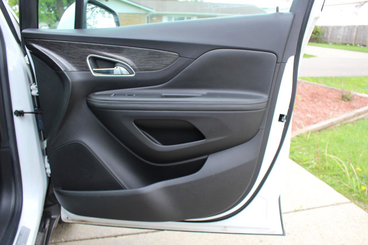 Used 2016 Buick Encore Convenience FWD image 35