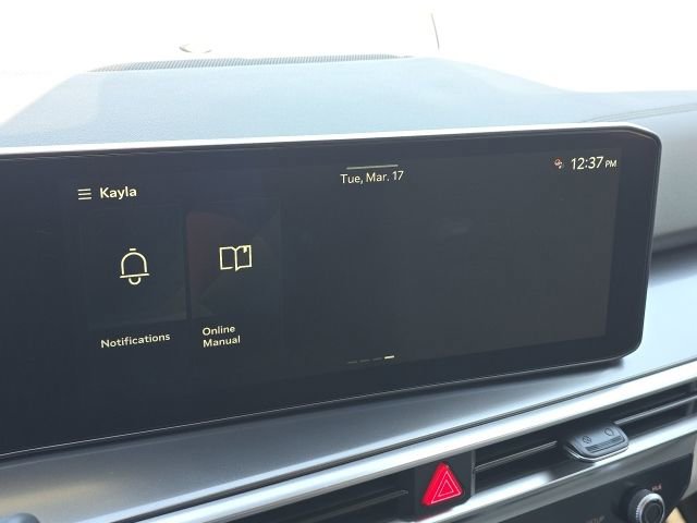 Used 2025 Kia Sorento EX w/ Panoramic Sunroof Package image 33