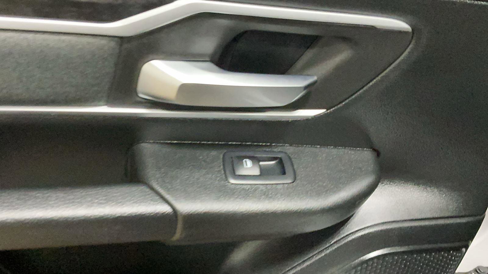 Used 2020 RAM 1500 Big Horn AWD/4WD image 17