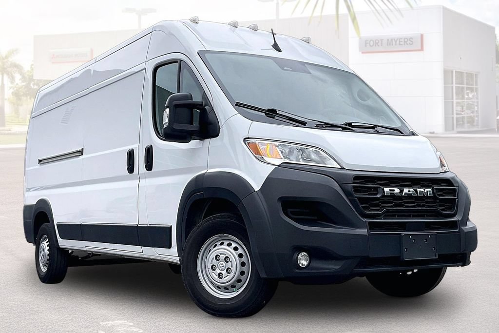 Used 2025 RAM ProMaster 3500 w/ Convenience Group FWD image 1