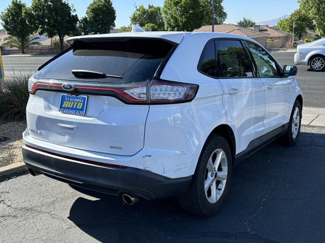Used 2017 Ford Edge SE FWD image 3