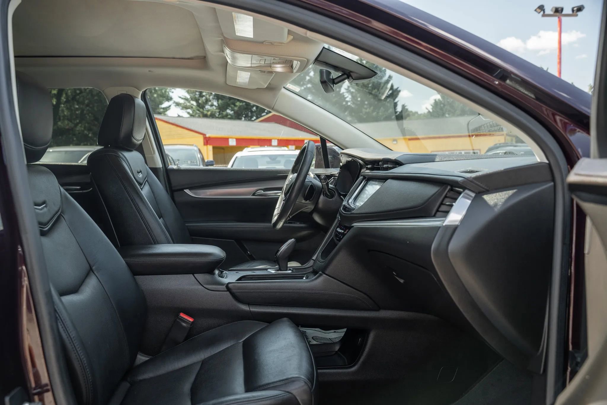 Used 2017 Cadillac XT5 Luxury image 13