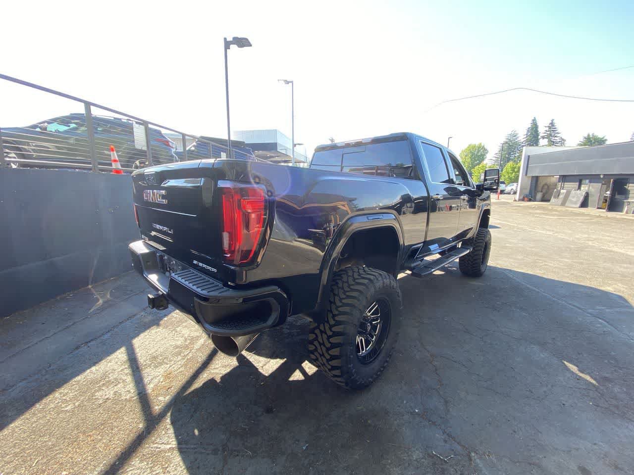 Used 2020 GMC Sierra 2500 Denali w/ Denali Ultimate Package AWD/4WD image 6