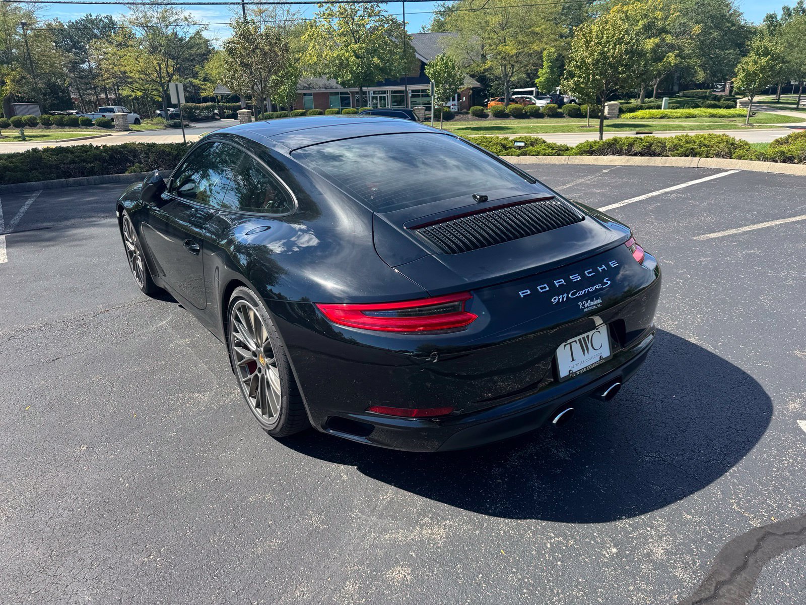 Used 2017 Porsche 911 Carrera S RWD image 5