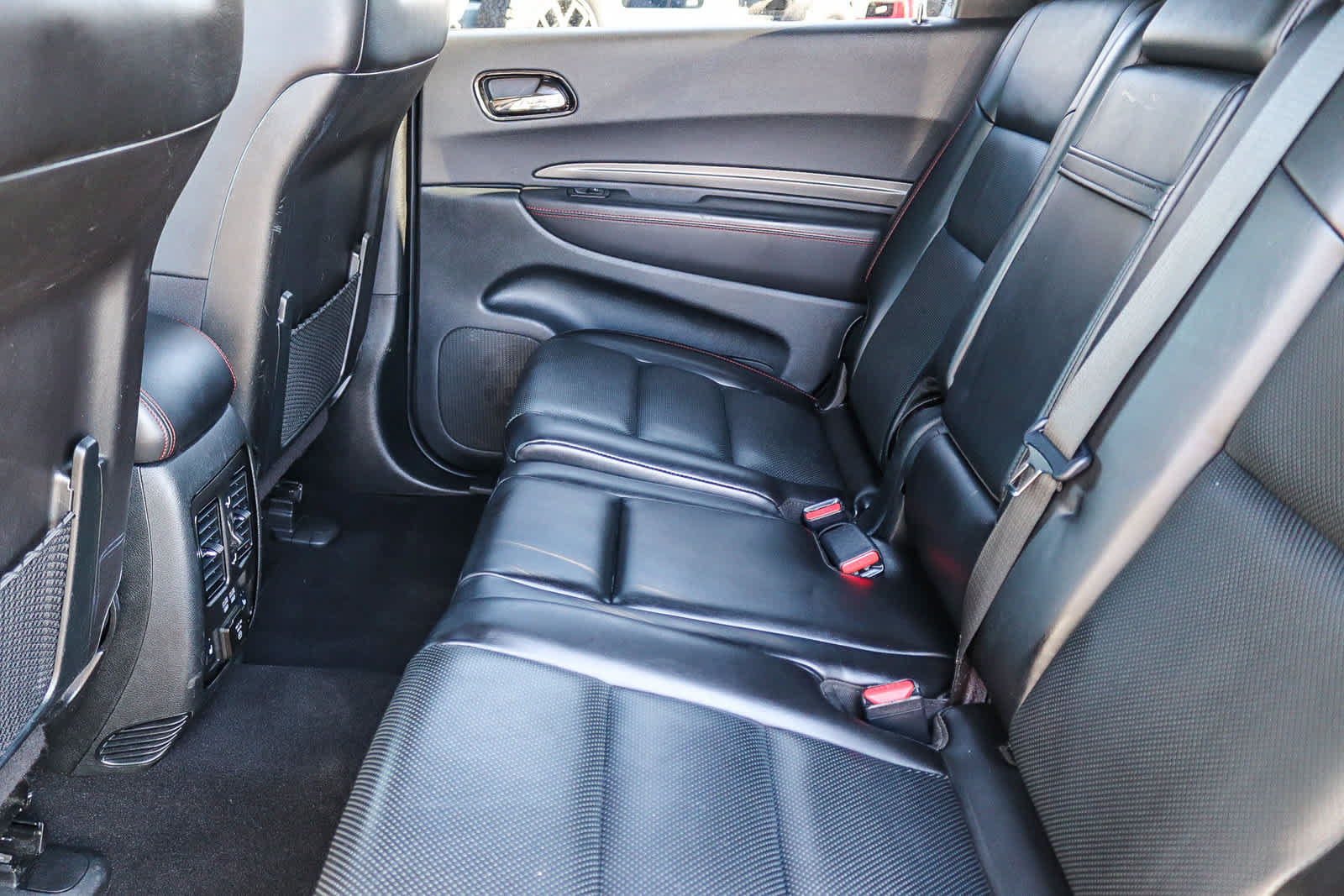 Used 2024 Dodge Durango GT RWD image 18