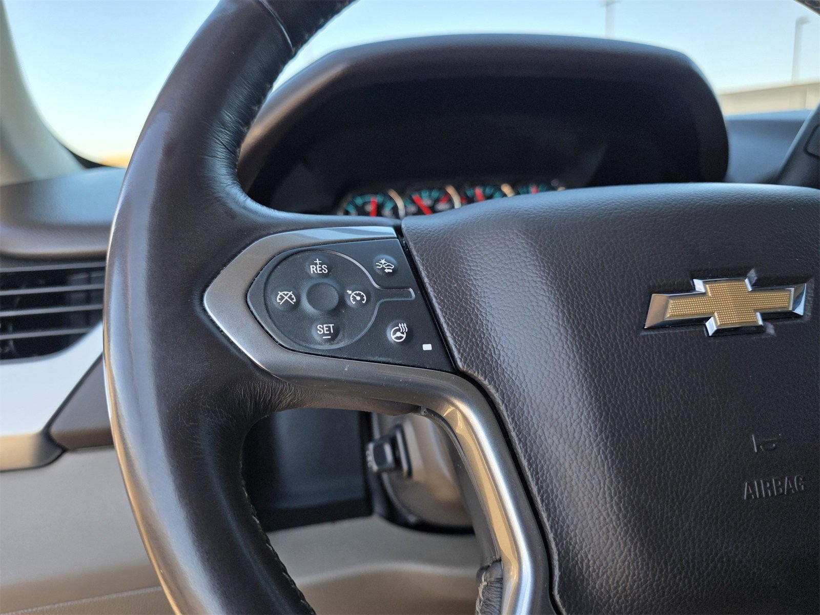 Used 2017 Chevrolet Tahoe LT w/ Luxury Package image 24