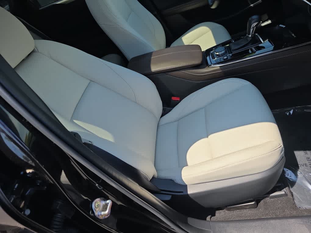 Used 2025 MAZDA CX-30 AWD 2.5 S w/ Premium Package image 23