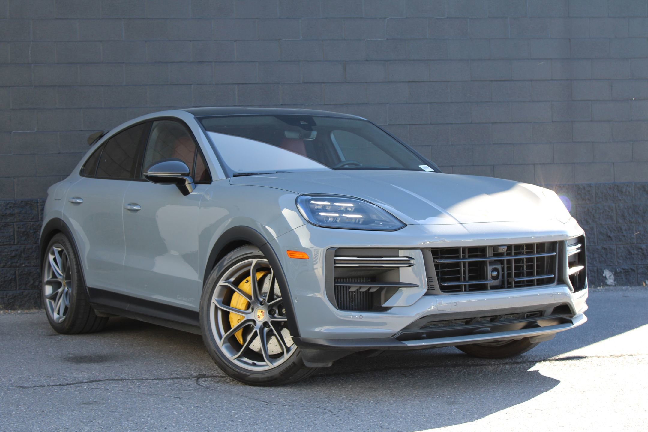 Certified 2024 Porsche Cayenne Turbo GT image 8