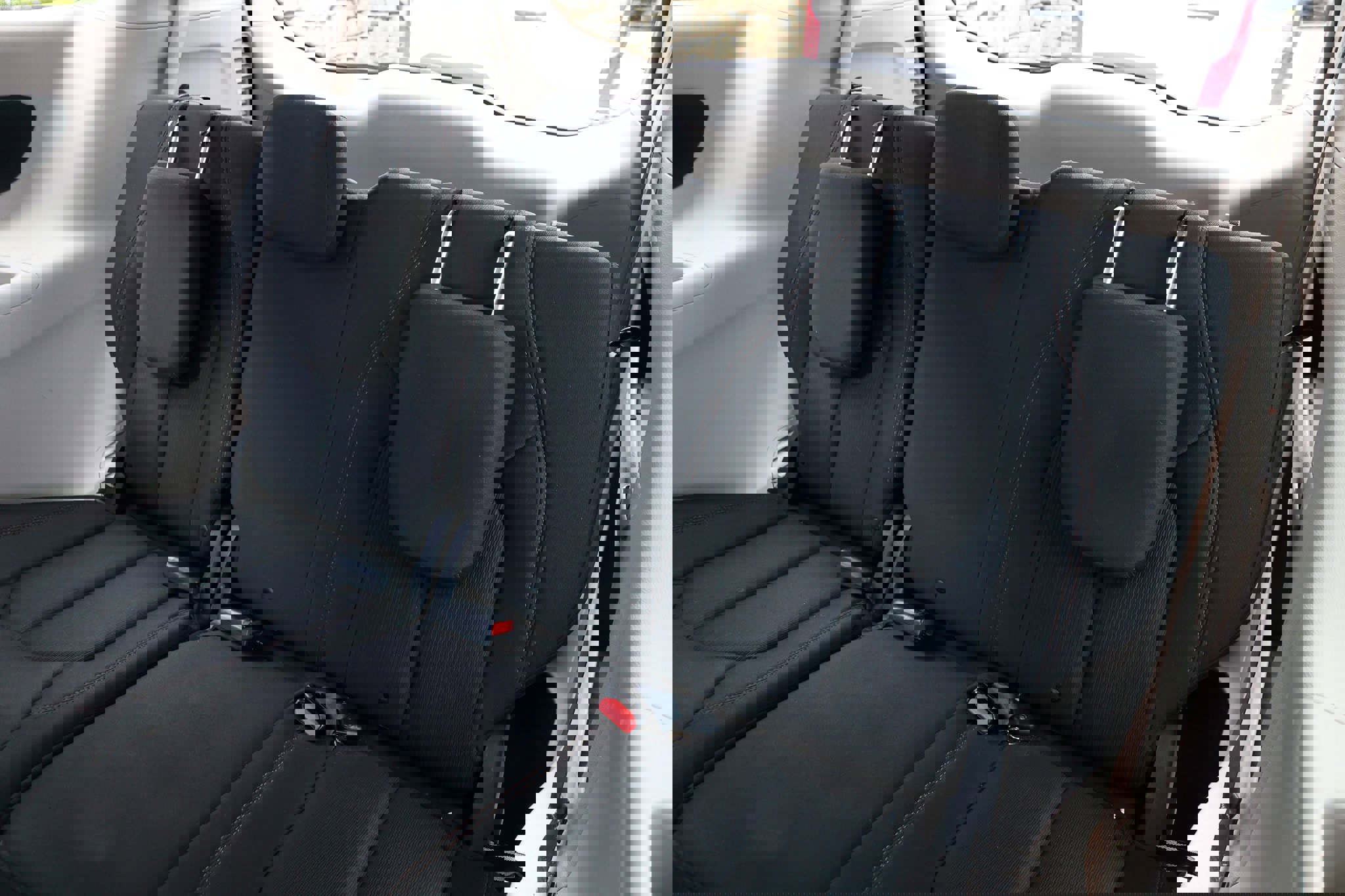 Used 2017 Chrysler Pacifica LX image 29