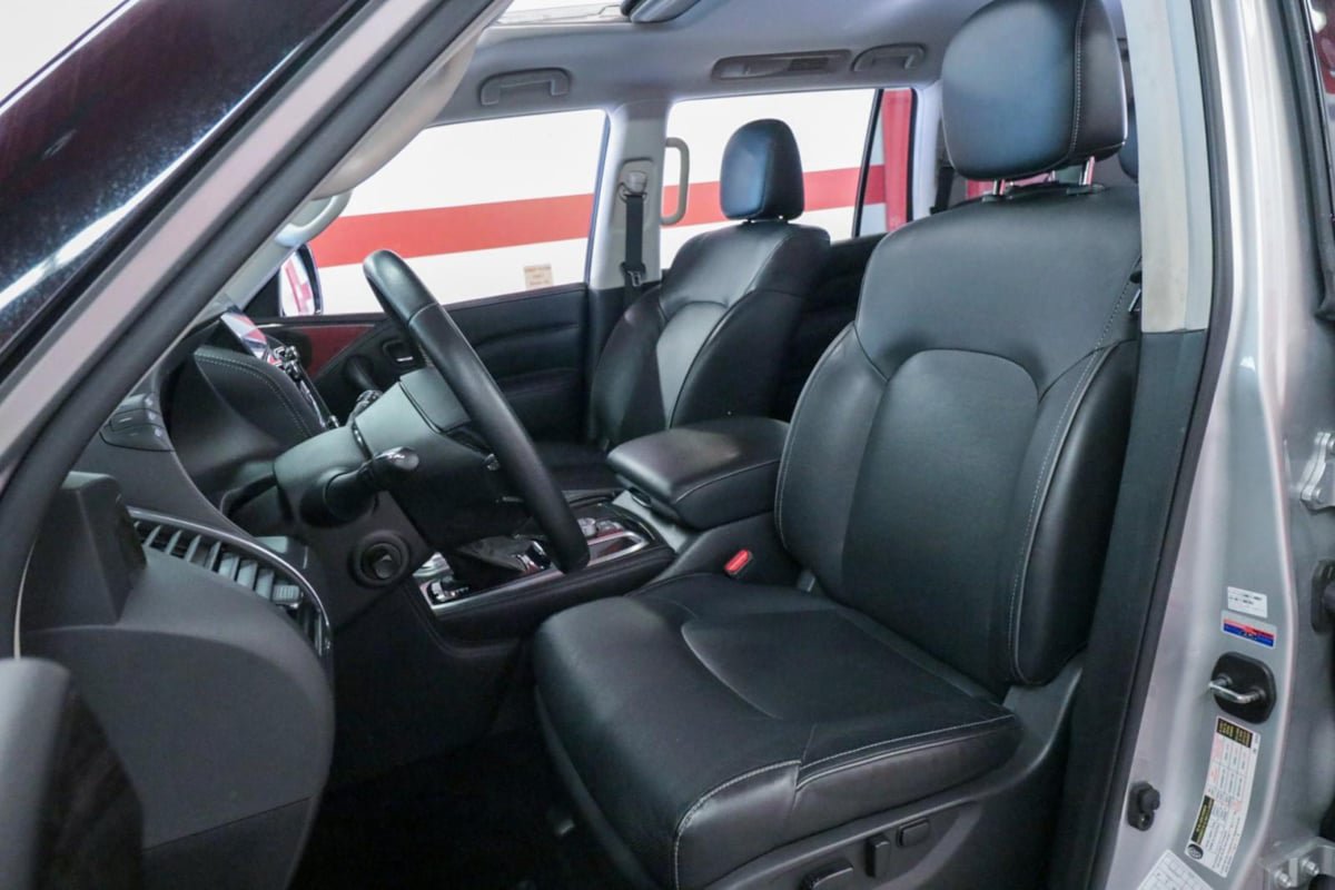 Used 2023 INFINITI QX80 Luxe w/ Cargo Package RWD image 11