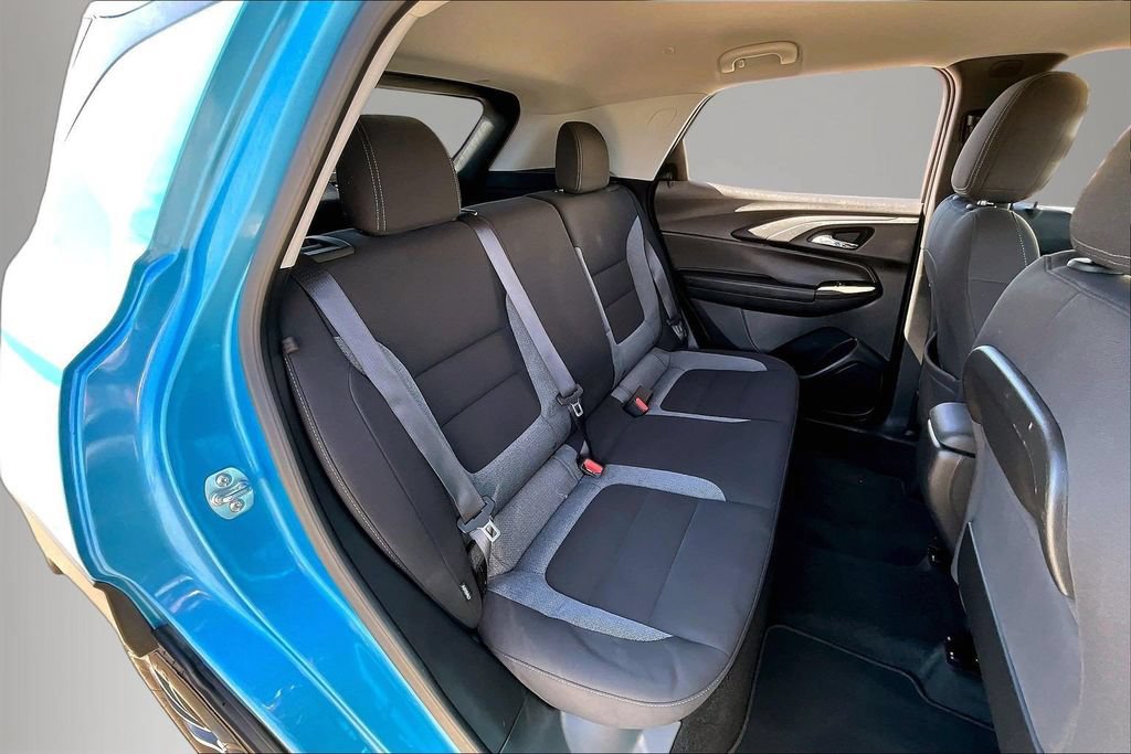 Used 2025 Chevrolet TrailBlazer LT AWD/4WD image 25